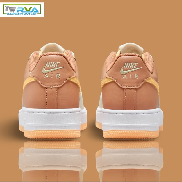 Nike Air Force 1 - Picture 5 of 6